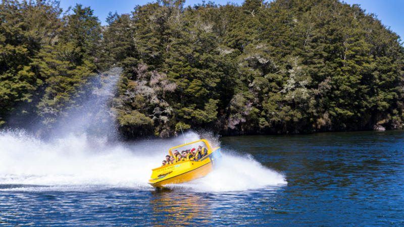 Join Fiordland jet for a dynamic fusion of exhilaration and breathtaking scenic beauty among the Fiordland National Park!
